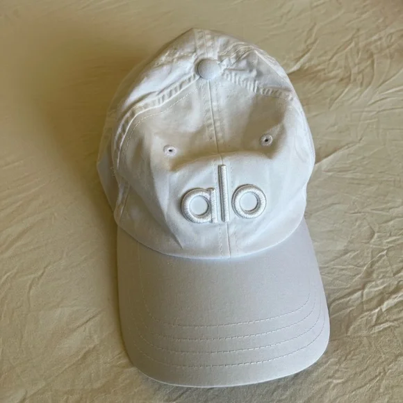 ALO Yoga | Accessories | Alo Yoga White And Gray Cap | Poshmark